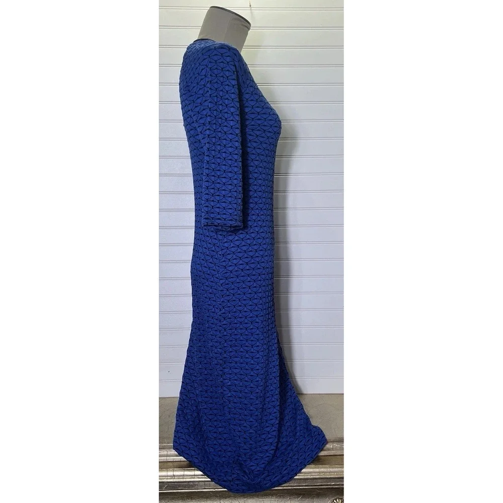 Beige By Eci Midi Dress Womens M Blue Black Bodycon 3/4 Sleeve Stretch Geometric - Picture 2 of 6